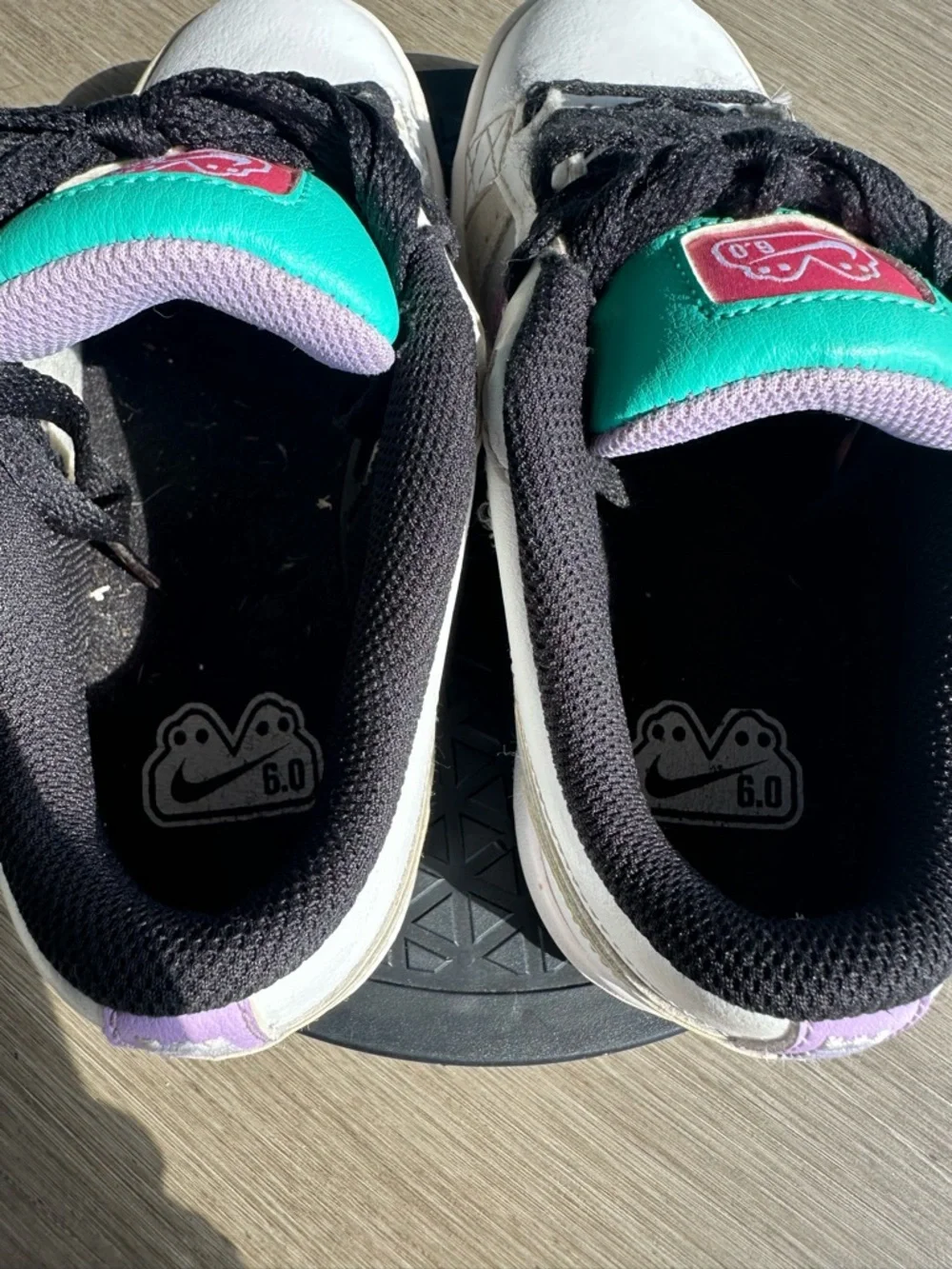 Nike White & Pink Low-Top Sneakers with Teal Accents